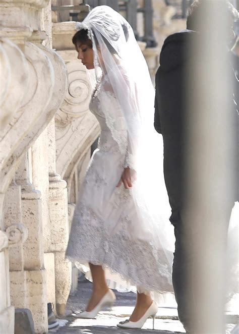 lady gaga wedding dress house of gucci|Lady Gaga Wears Wedding Dress On ‘House Of Gucci’ Set .